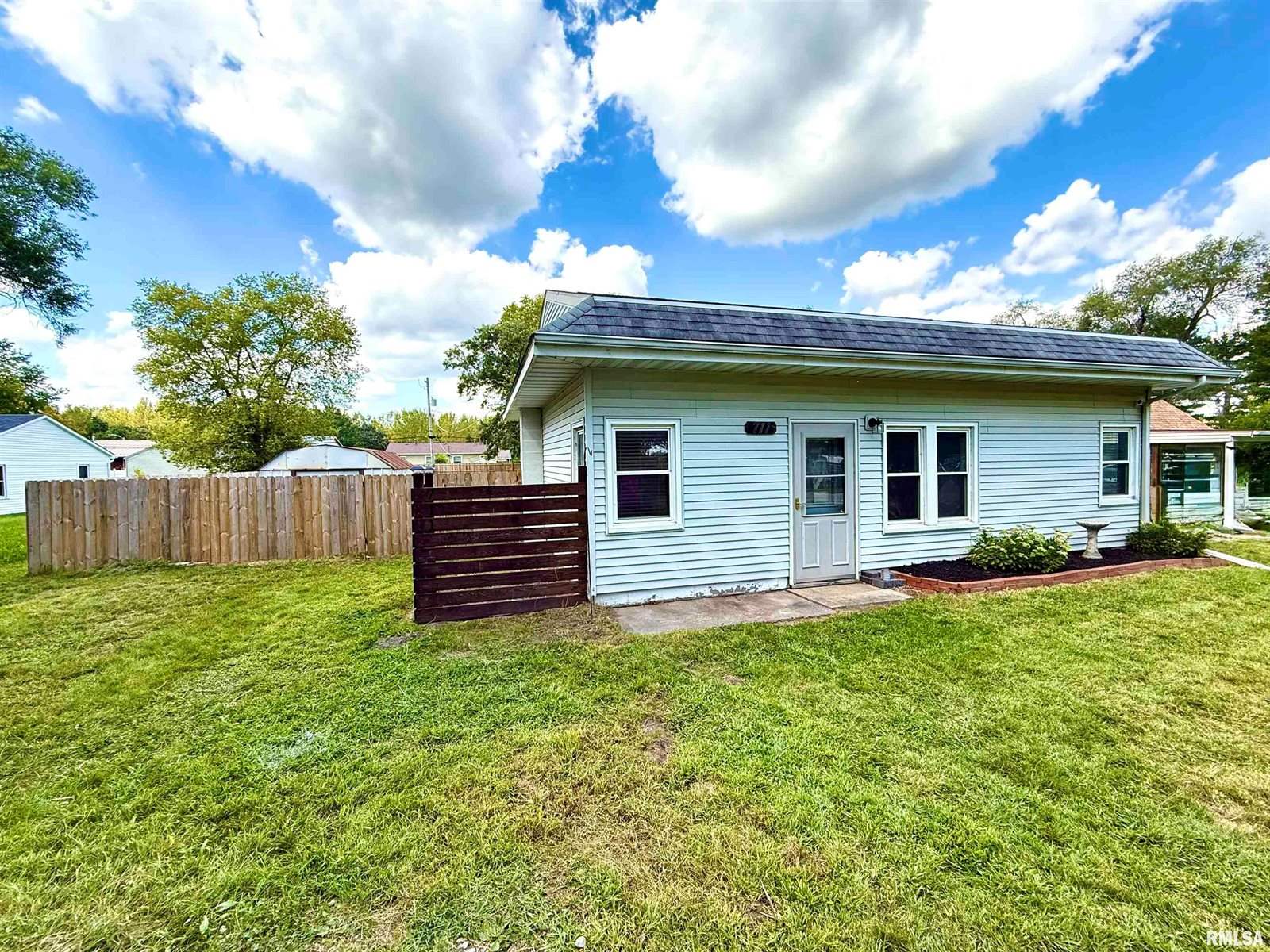 711 8TH Street, Colona, IL 61241