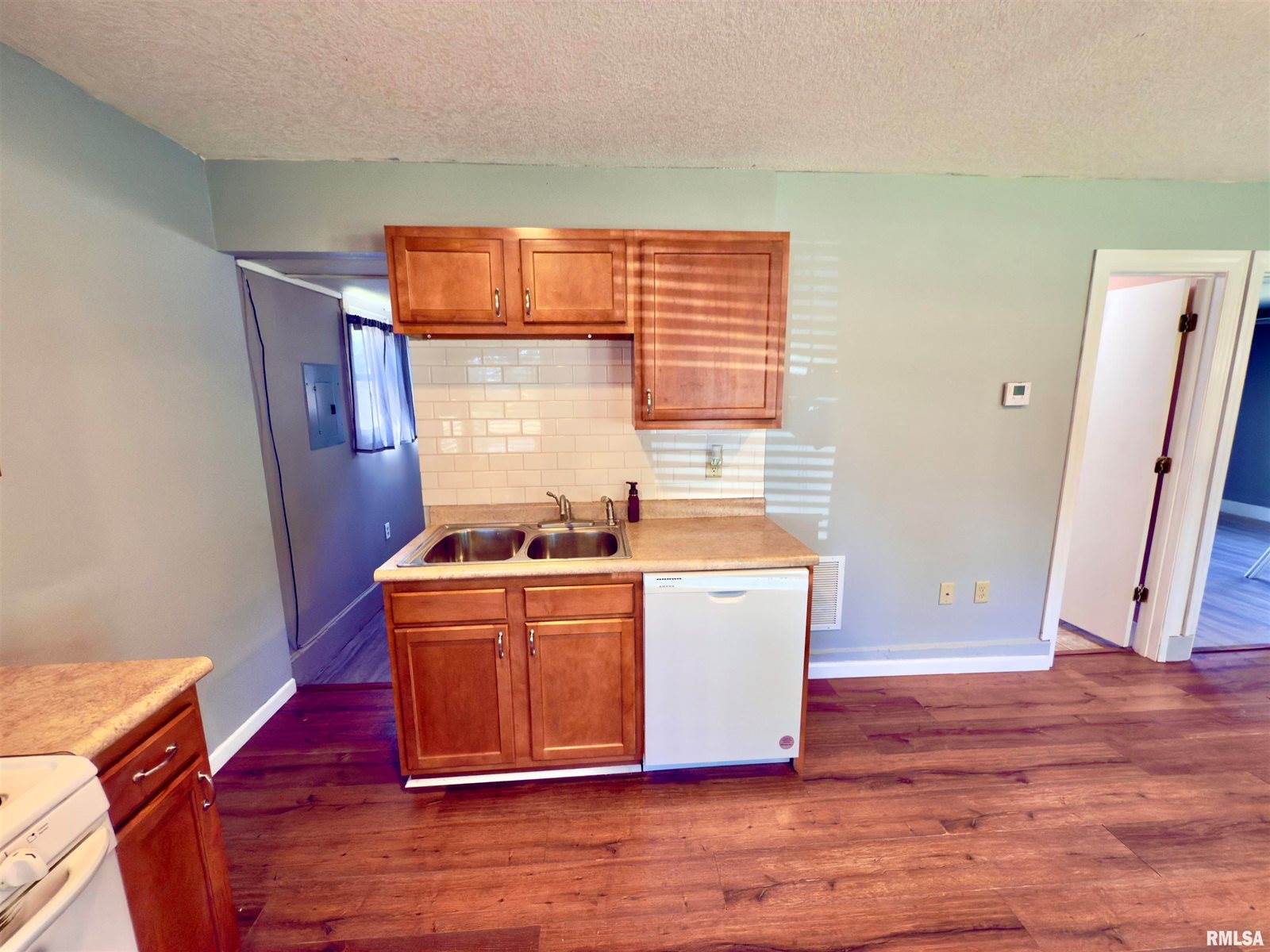 711 8TH Street, Colona, IL 61241