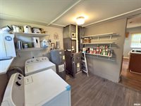 711 8TH Street, Colona, IL 61241