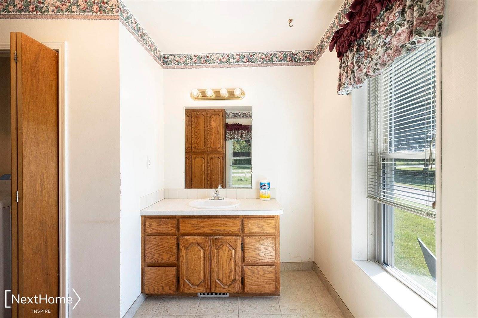 9465 N Linden Road, Clio, MI 48420