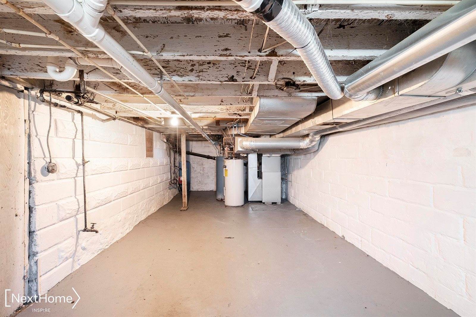 9465 N Linden Road, Clio, MI 48420