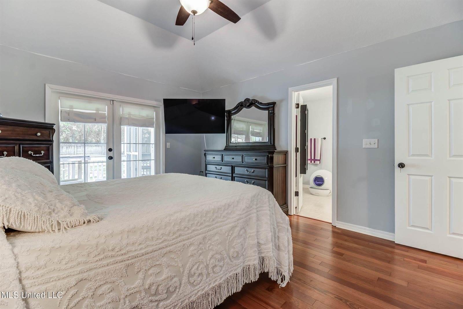 1508 Brown Street, Ocean Springs, MS 39564