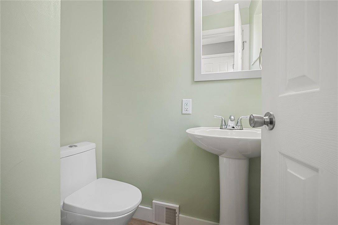 954 Gladys Avenue, Beechview, PA 15216