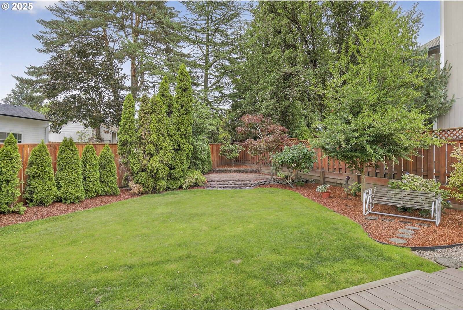 618 SE Greenway Dr, Gresham, OR 97080