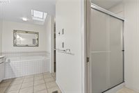 618 SE Greenway Dr, Gresham, OR 97080