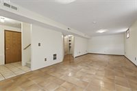 618 SE Greenway Dr, Gresham, OR 97080