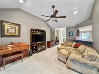 313 Wellington Court, Jackson, NJ 08527