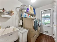 313 Wellington Court, Jackson, NJ 08527