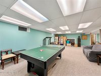 313 Wellington Court, Jackson, NJ 08527