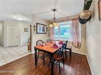 313 Wellington Court, Jackson, NJ 08527