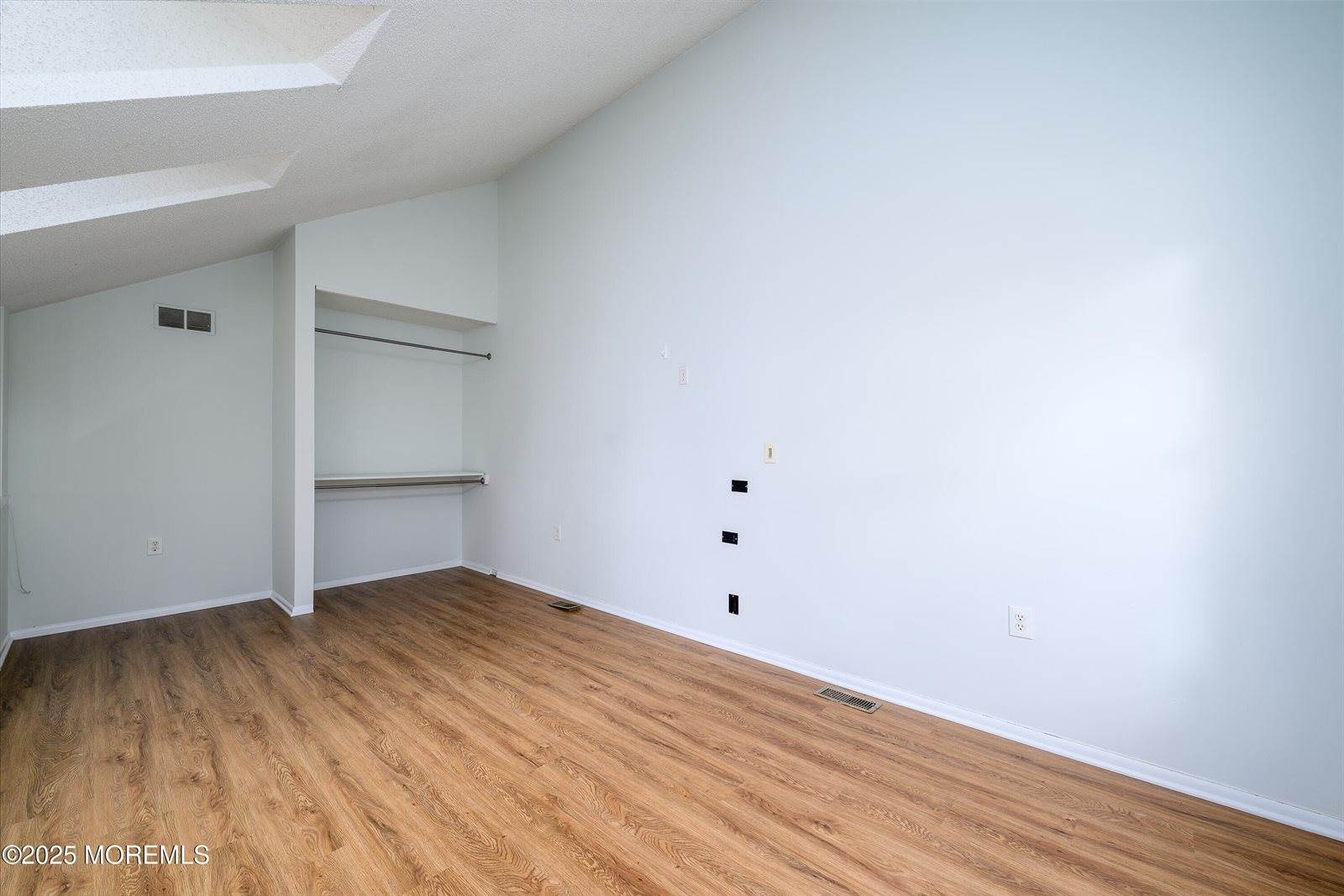 101 Goldthread Court, Jackson, NJ 08527