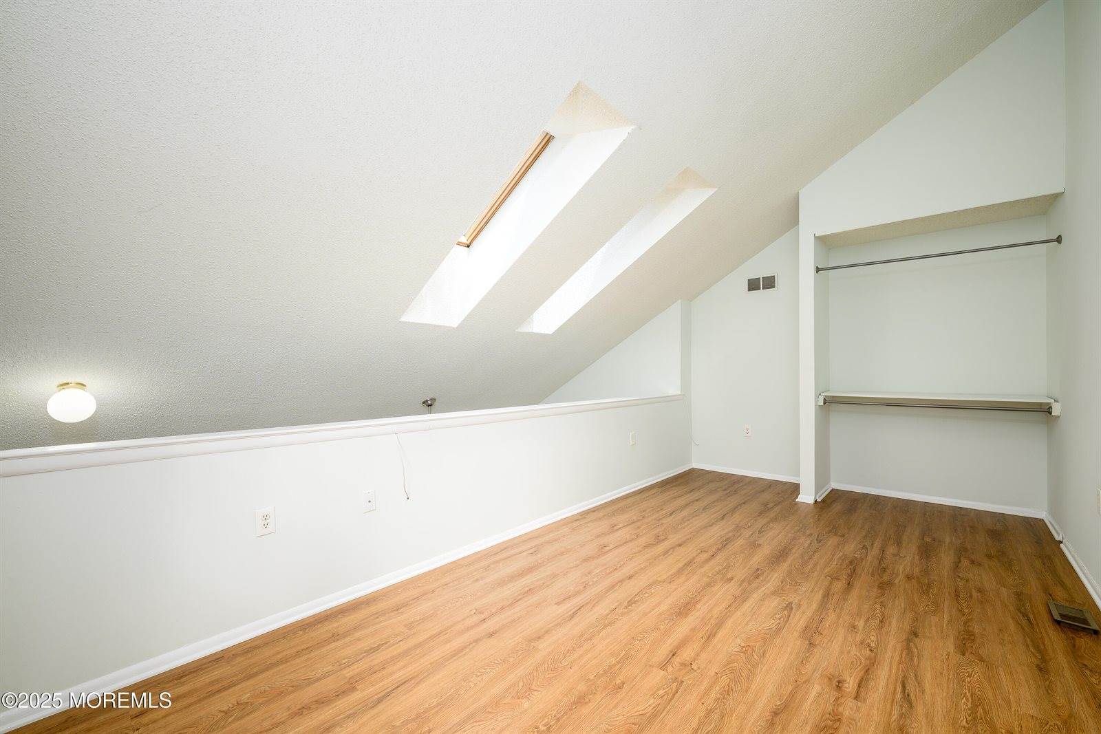 101 Goldthread Court, Jackson, NJ 08527