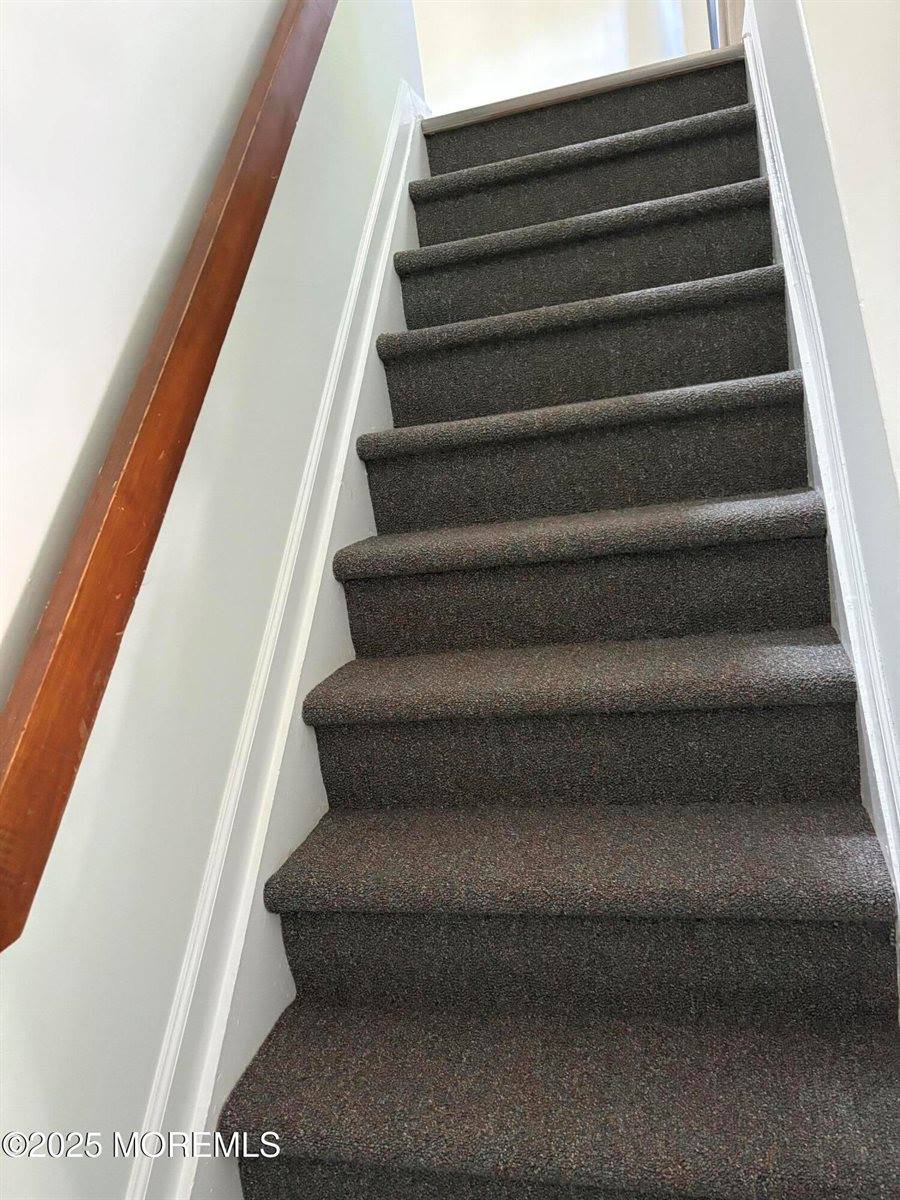 101 Goldthread Court, Jackson, NJ 08527