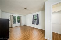 101 Goldthread Court, Jackson, NJ 08527