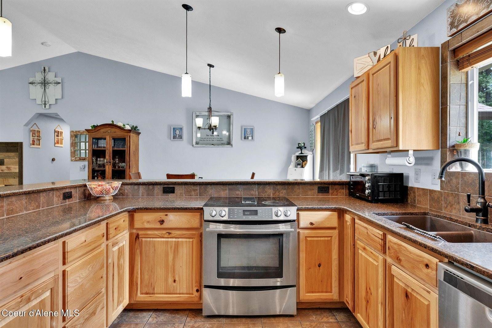 181 Deer Meadow Ln, Blanchard, ID 83804