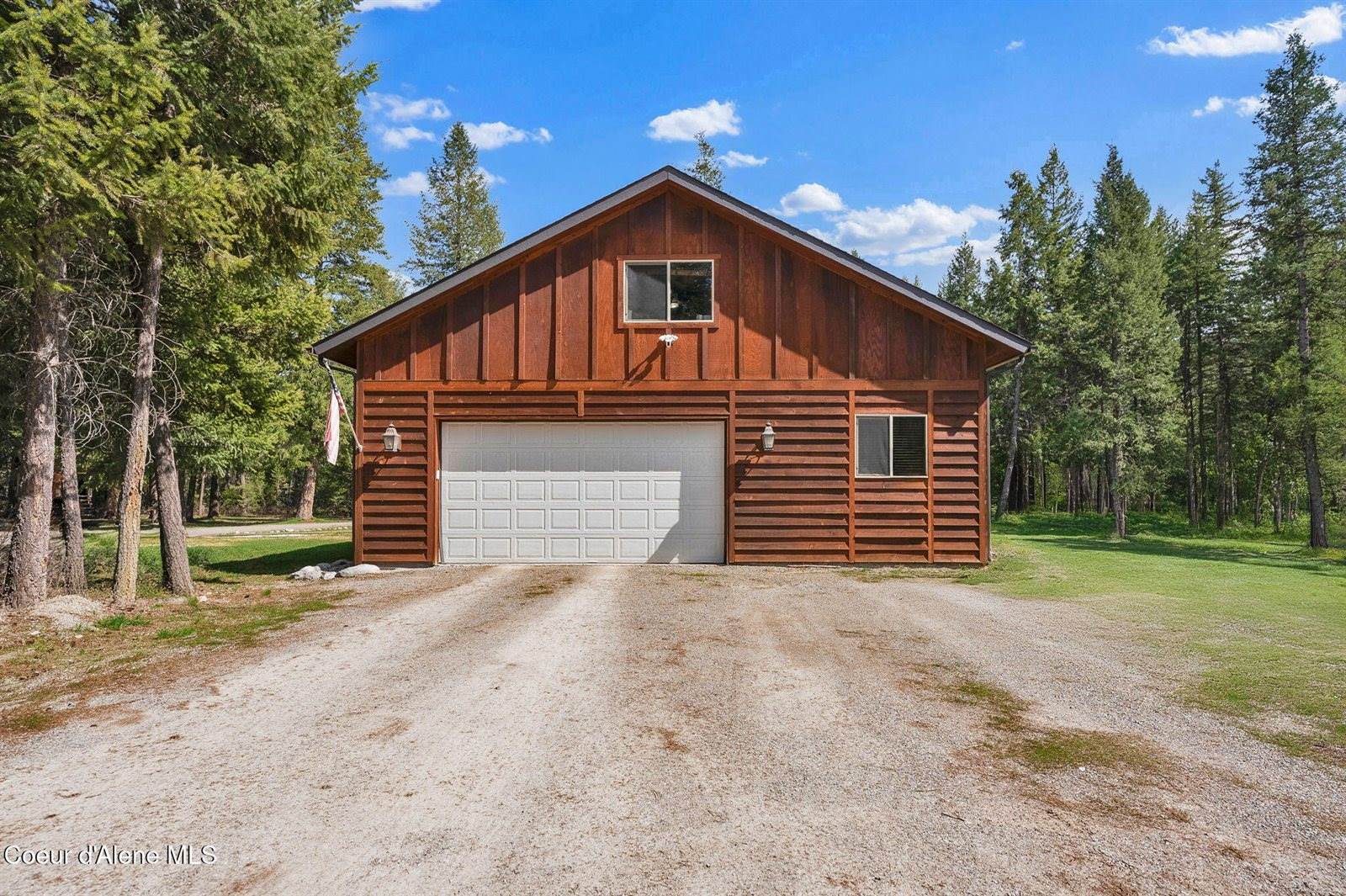 181 Deer Meadow Ln, Blanchard, ID 83804