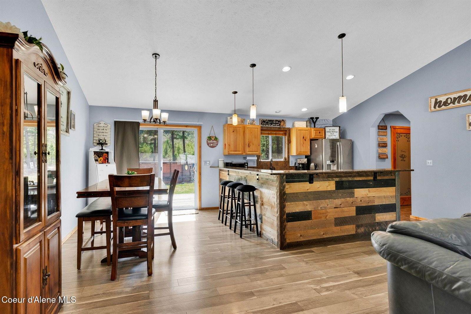 181 Deer Meadow Ln, Blanchard, ID 83804