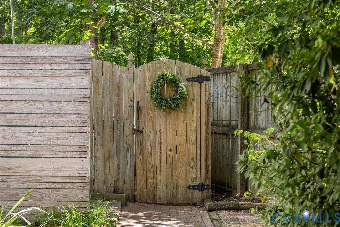 1607 Headwaters Road, Chesterfield County, VA 23113