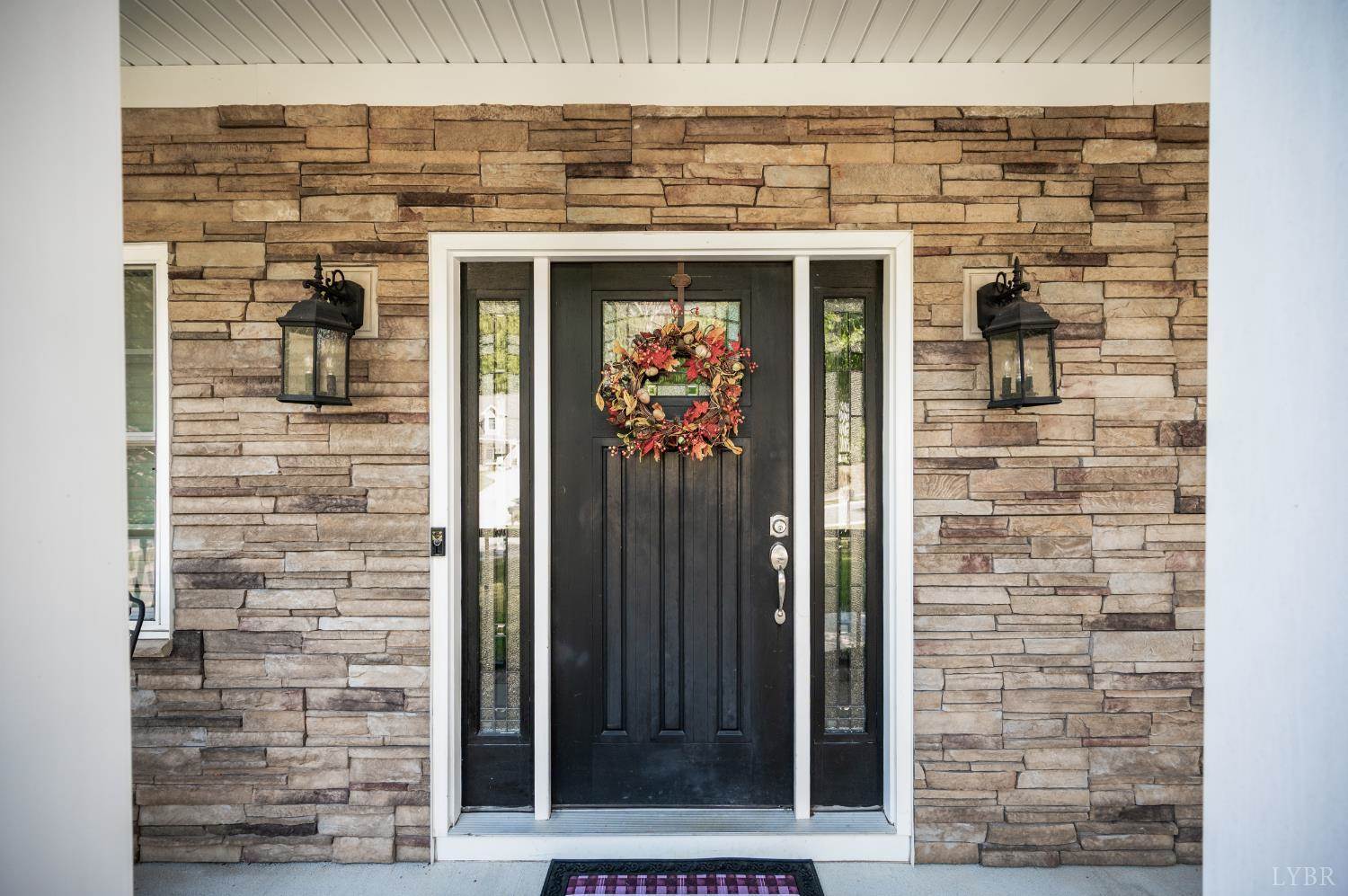 121 Seven Oaks Drive, Lynchburg, VA 24502