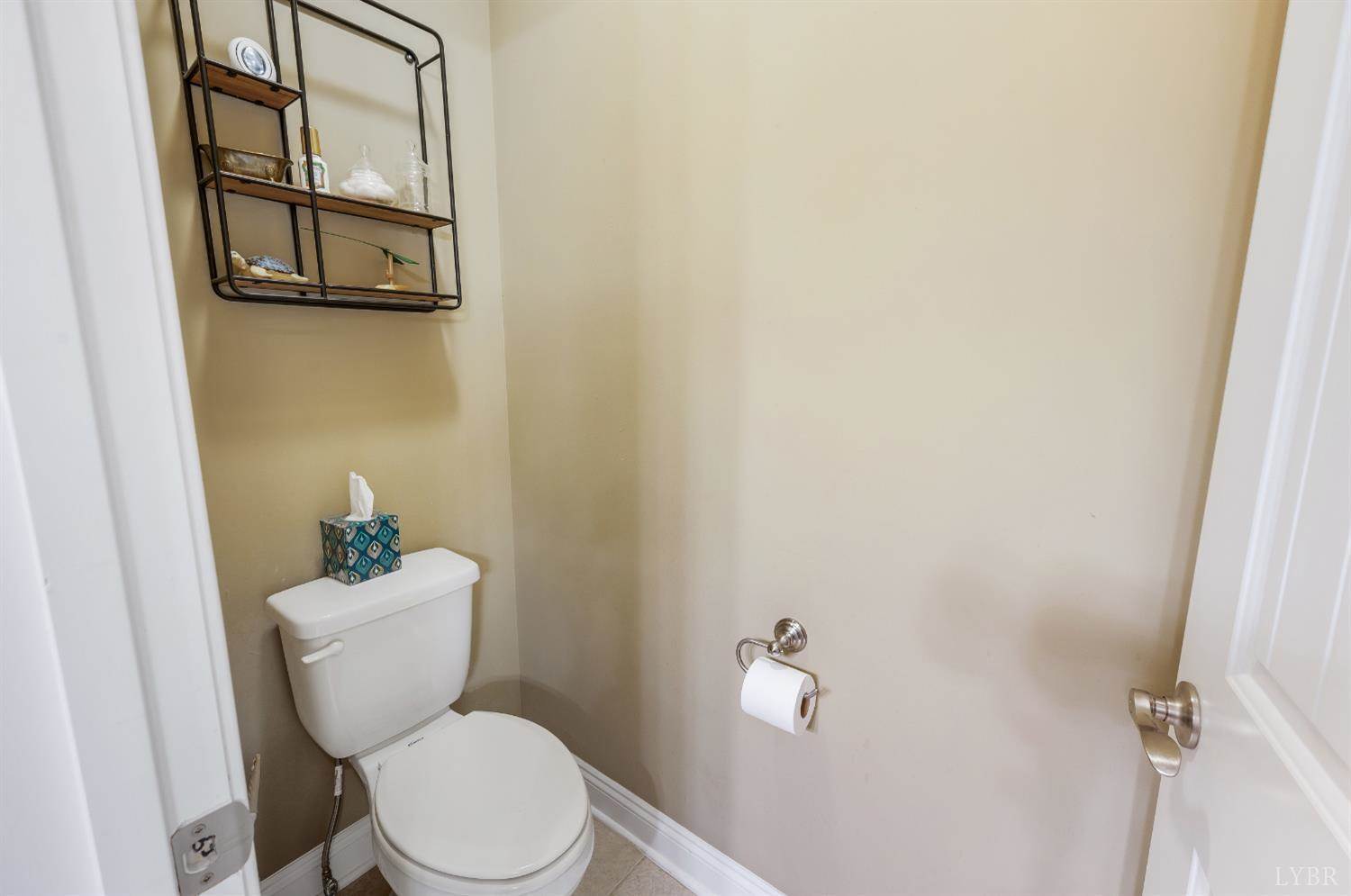 121 Seven Oaks Drive, Lynchburg, VA 24502