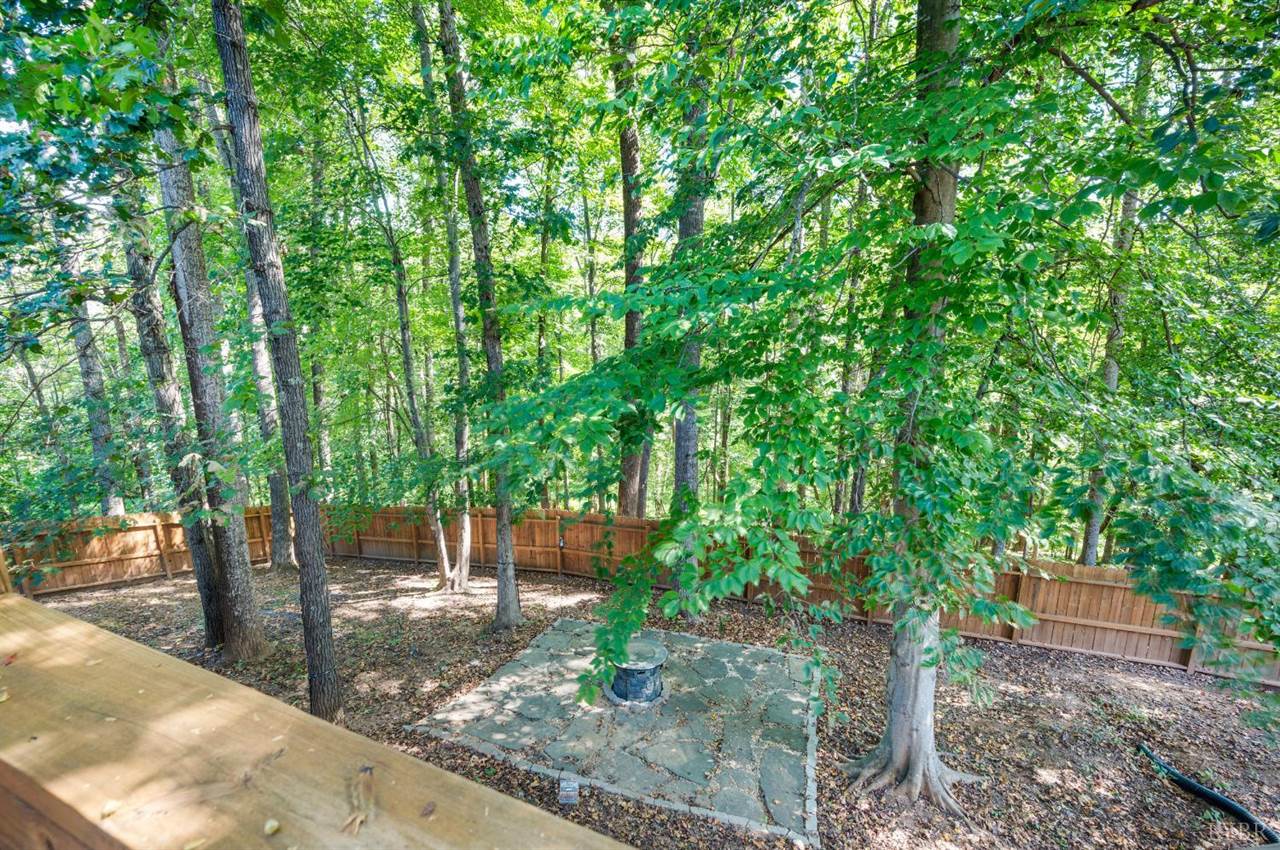 121 Seven Oaks Drive, Lynchburg, VA 24502