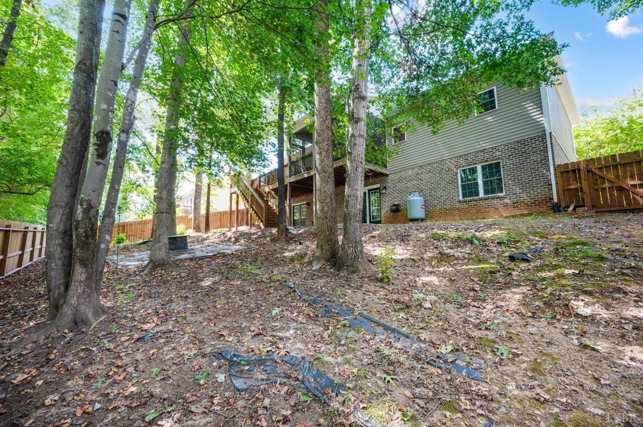 121 Seven Oaks Drive, Lynchburg, VA 24502