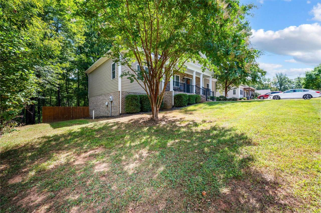 121 Seven Oaks Drive, Lynchburg, VA 24502