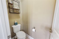 121 Seven Oaks Drive, Lynchburg, VA 24502