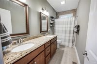 121 Seven Oaks Drive, Lynchburg, VA 24502