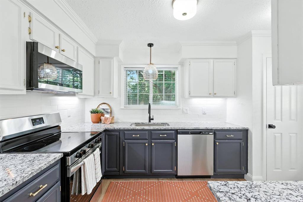 2309 Stillmeadow Drive, Arlington, TX 76014