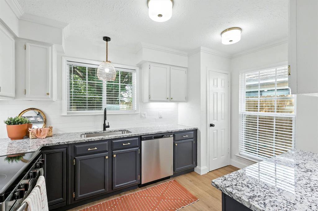 2309 Stillmeadow Drive, Arlington, TX 76014