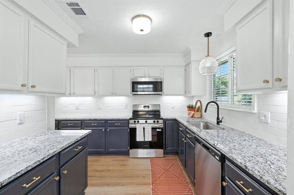 2309 Stillmeadow Drive, Arlington, TX 76014