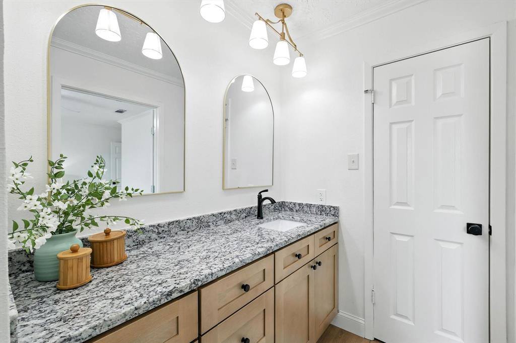 2309 Stillmeadow Drive, Arlington, TX 76014