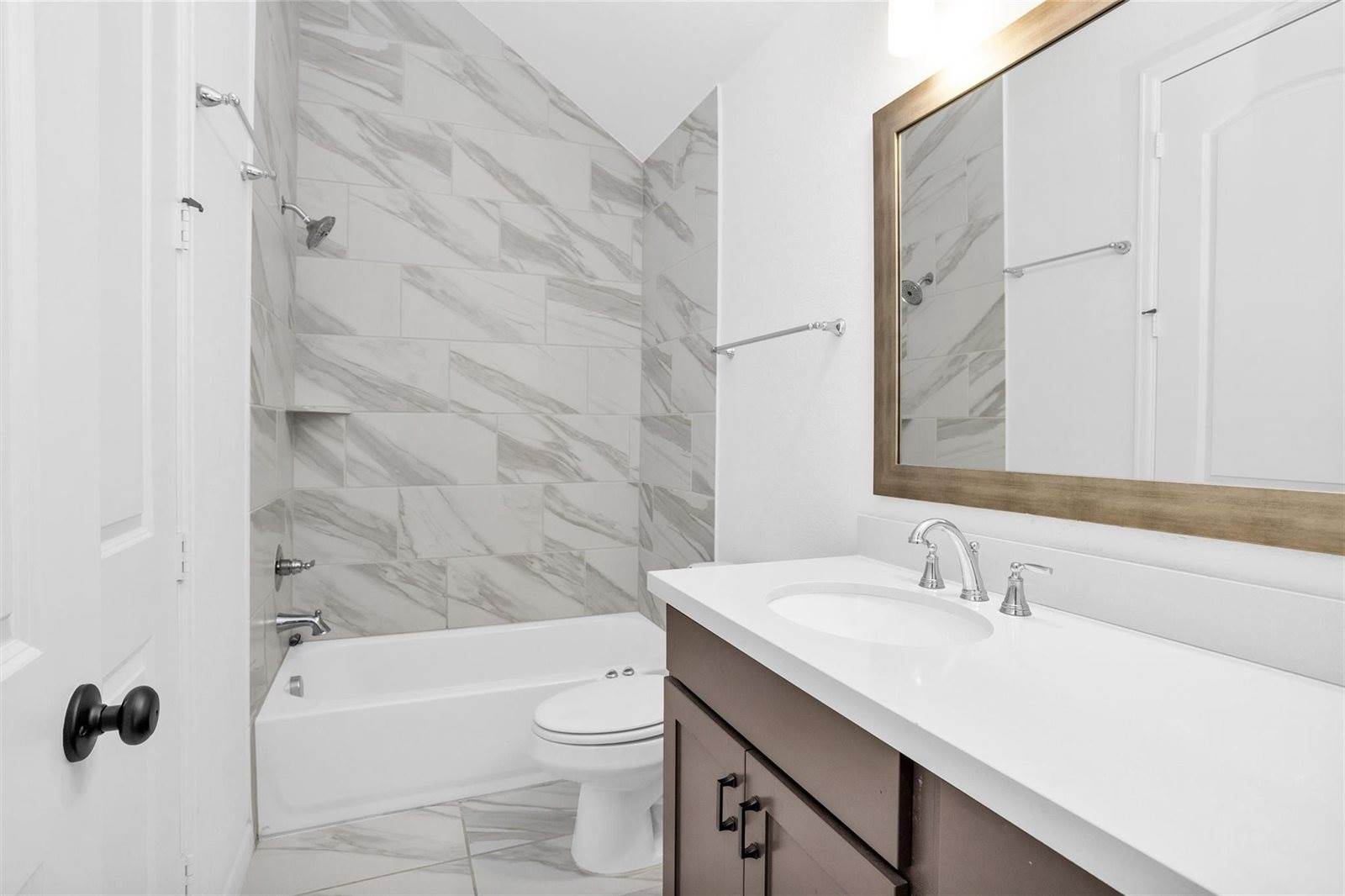 18402 Circle Bar Ranch Court, Cypress, TX 77433