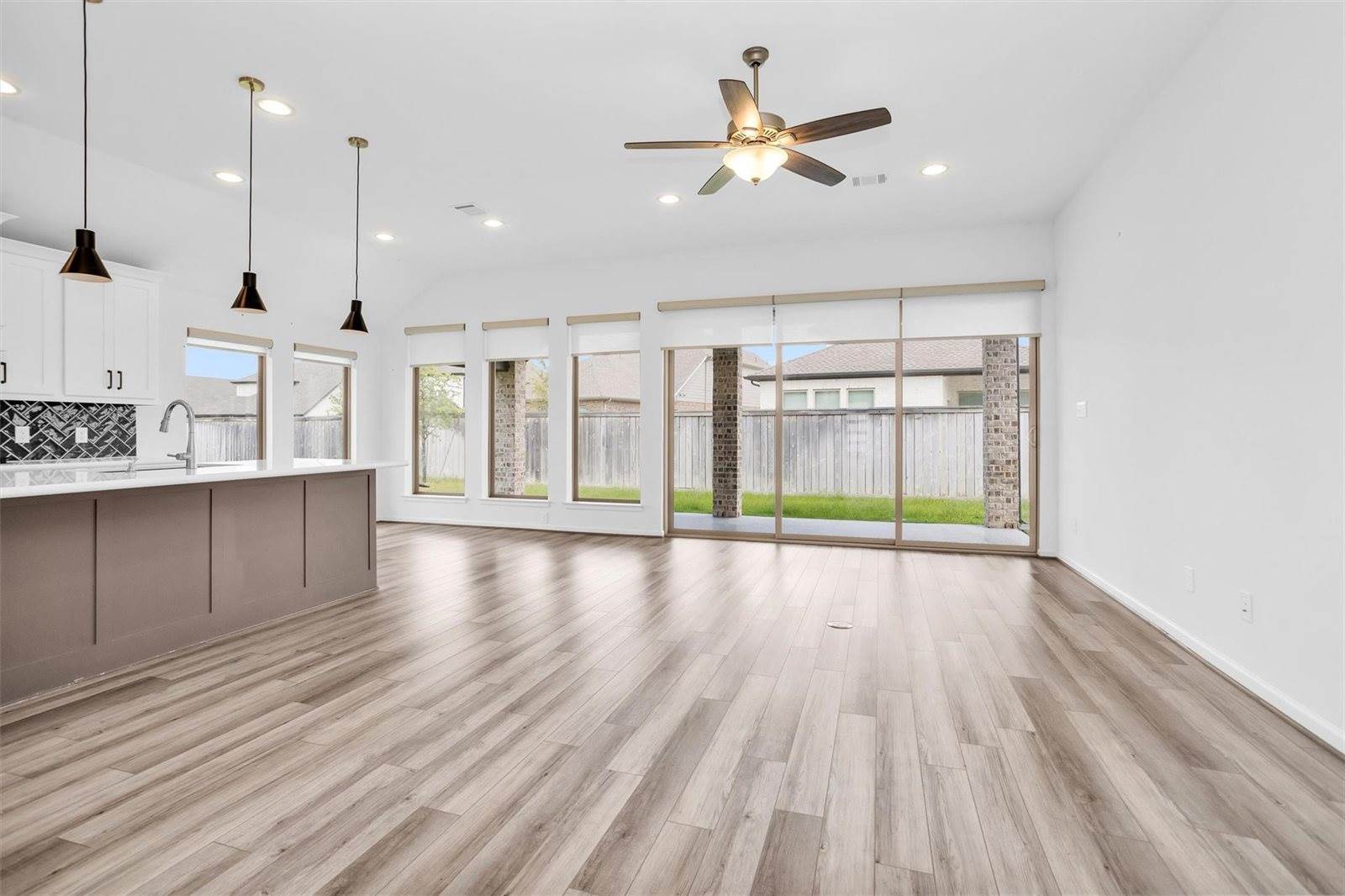 18402 Circle Bar Ranch Court, Cypress, TX 77433