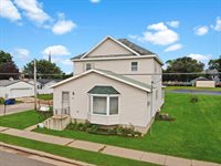 204 17th AVENUE N, Bangor, WI 54614
