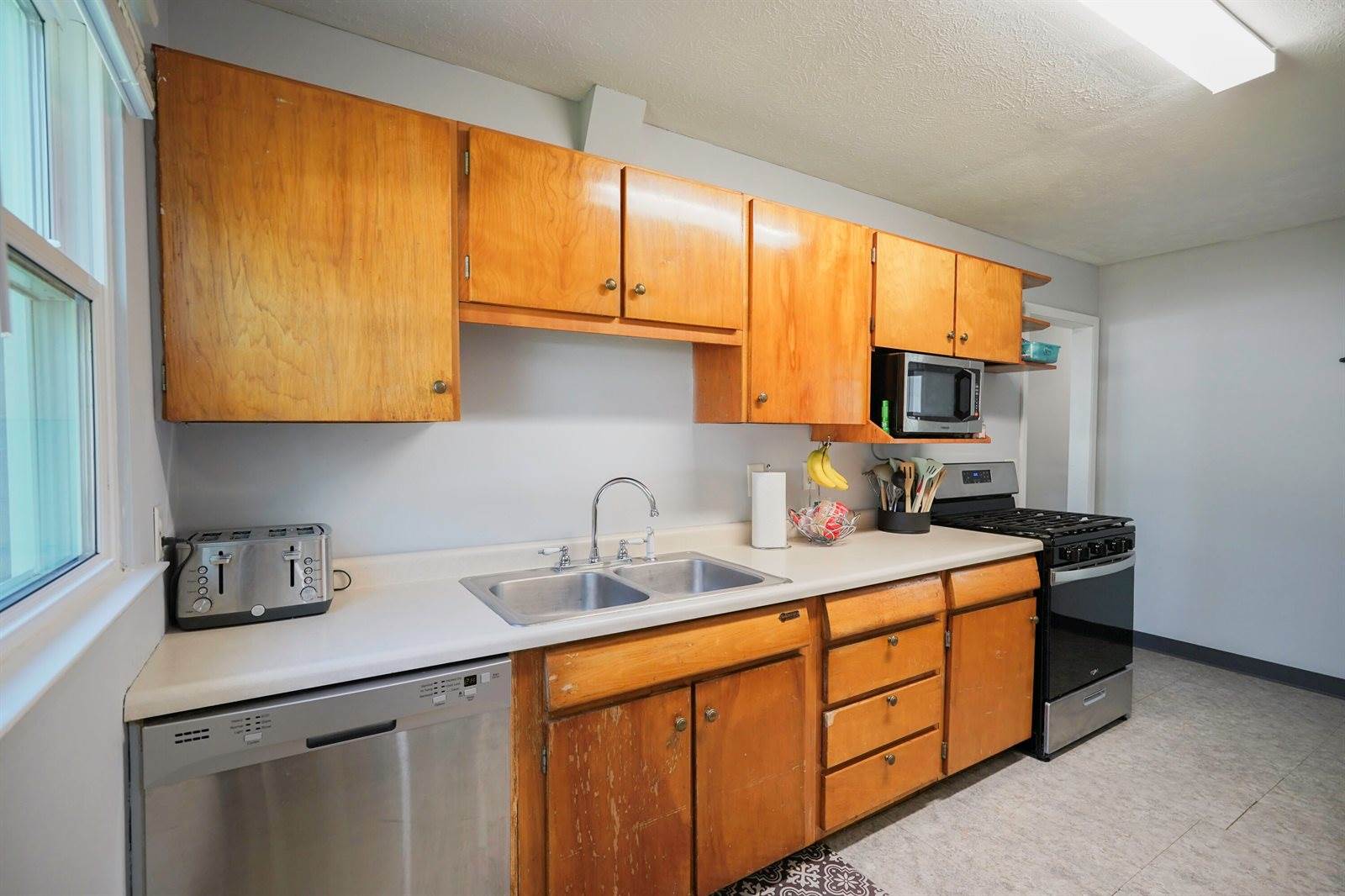 3202 Reed Drive, Bellevue, NE 68005