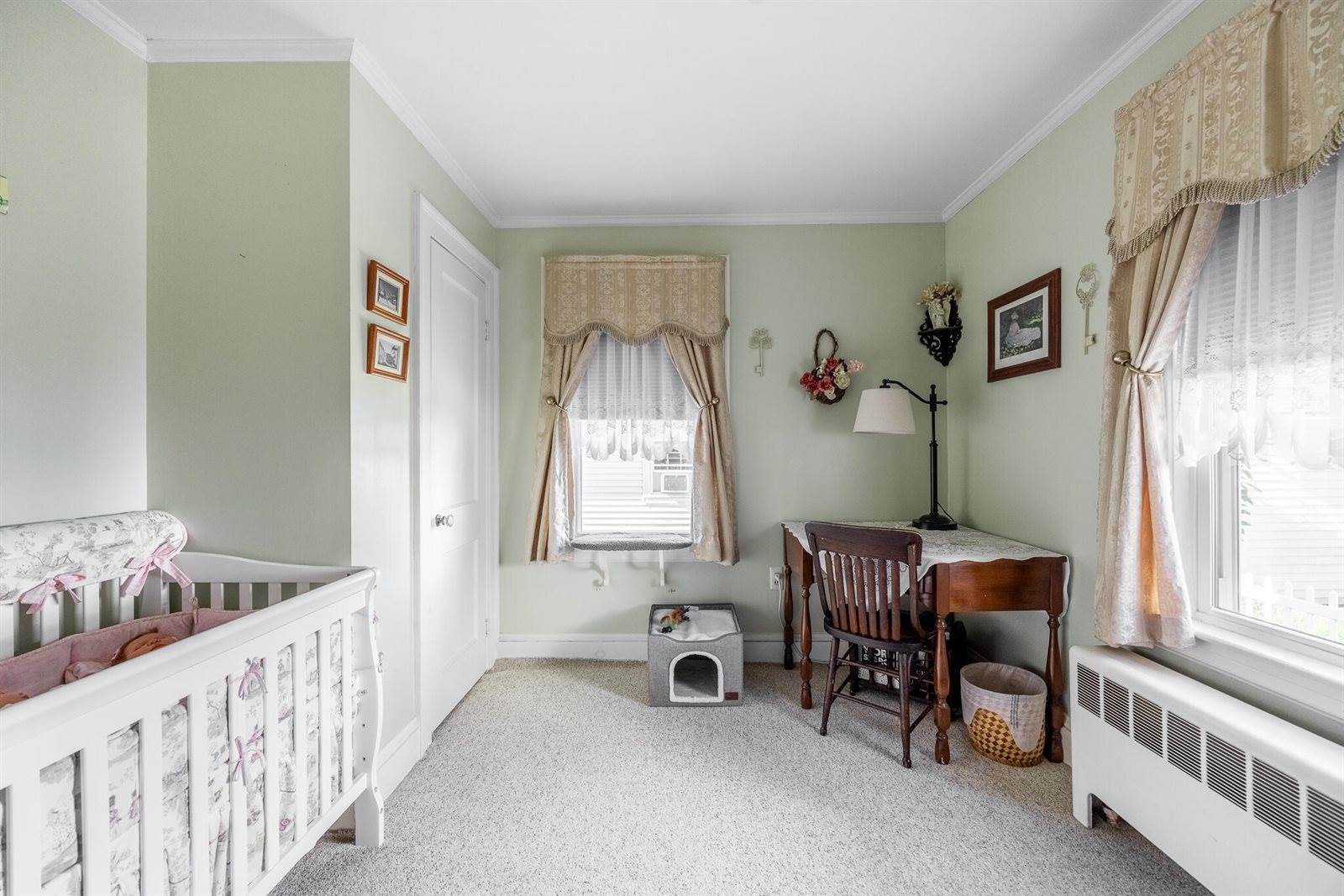 8 Townsend Road, Augusta, ME 04330