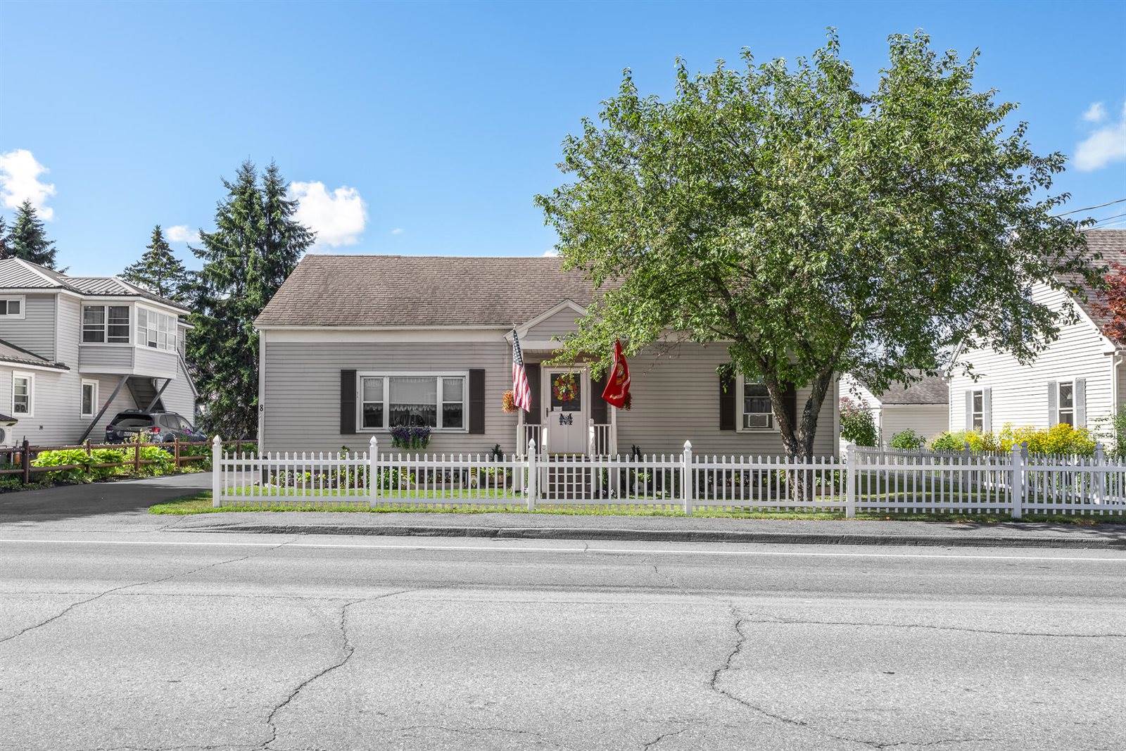 8 Townsend Road, Augusta, ME 04330