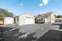 8 Townsend Road, Augusta, ME 04330