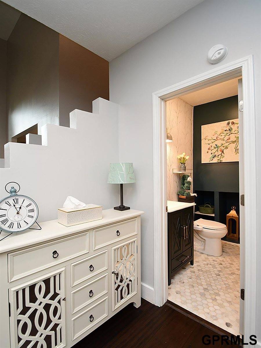 4315 South 176 Street, Omaha, NE 68135