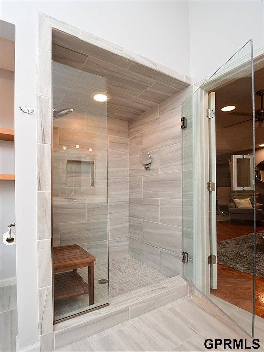 4315 South 176 Street, Omaha, NE 68135