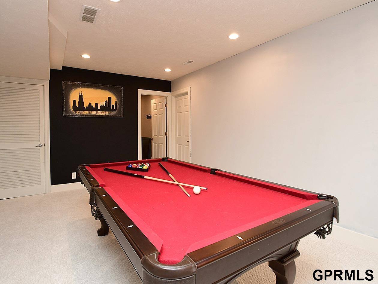 4315 South 176 Street, Omaha, NE 68135