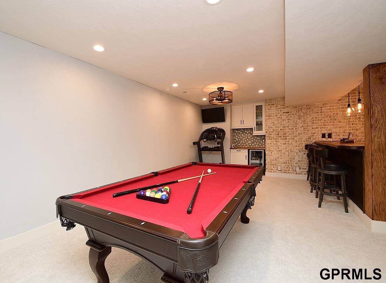 4315 South 176 Street, Omaha, NE 68135