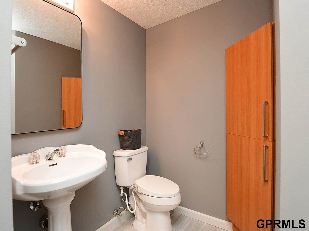 4315 South 176 Street, Omaha, NE 68135