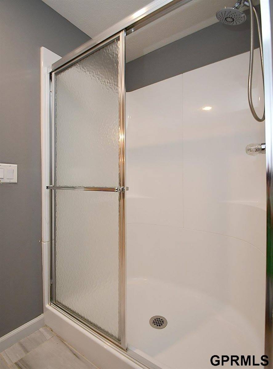 4315 South 176 Street, Omaha, NE 68135