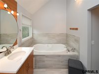 4315 South 176 Street, Omaha, NE 68135