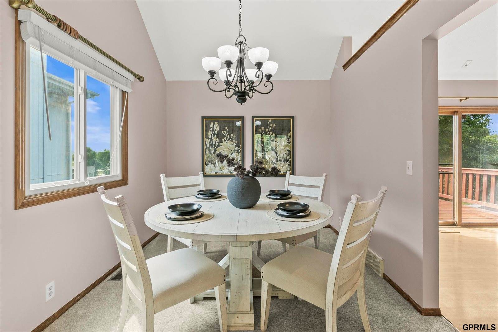 10106 South 13Th Street, Bellevue, NE 68123