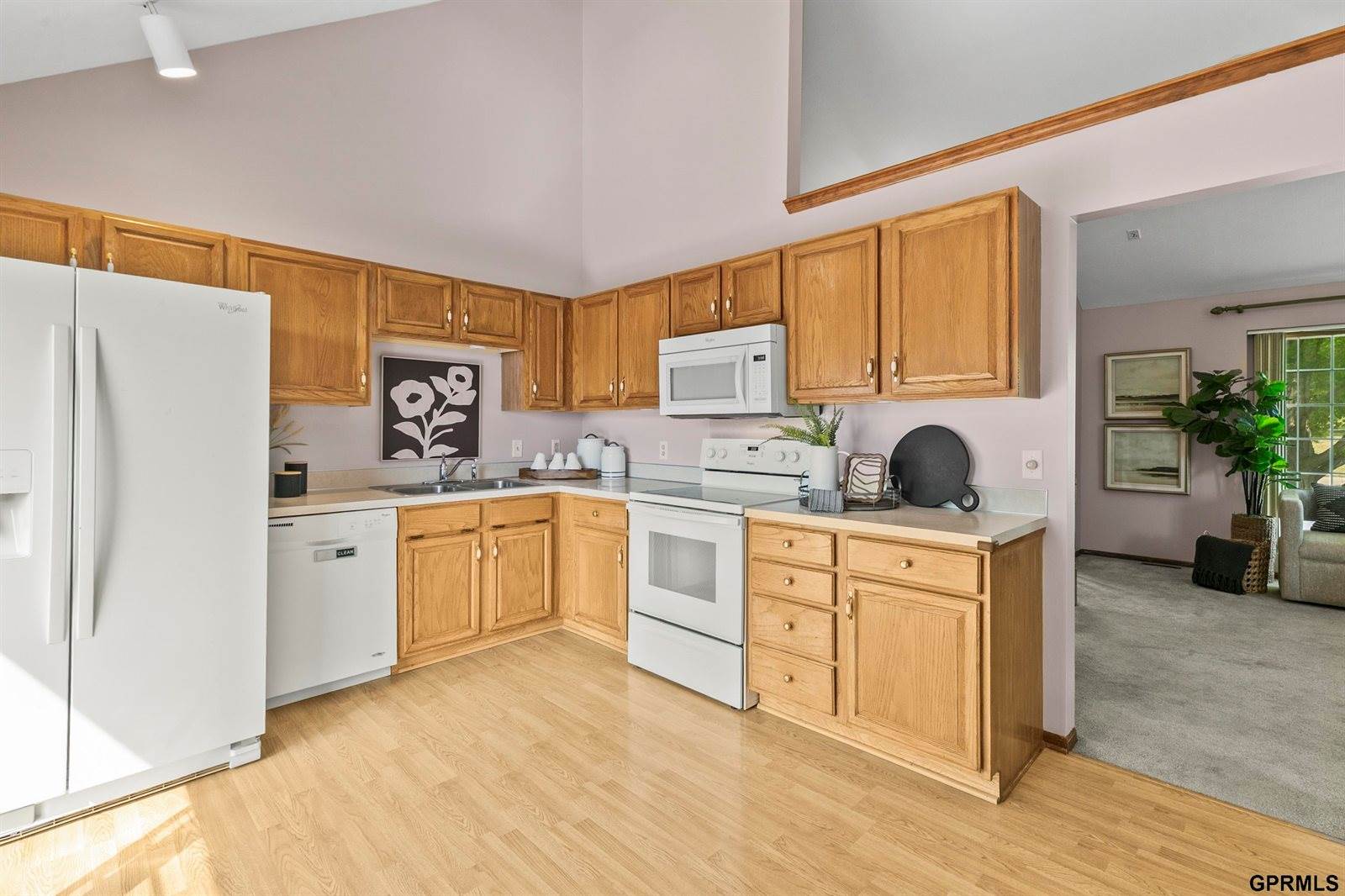 10106 South 13Th Street, Bellevue, NE 68123