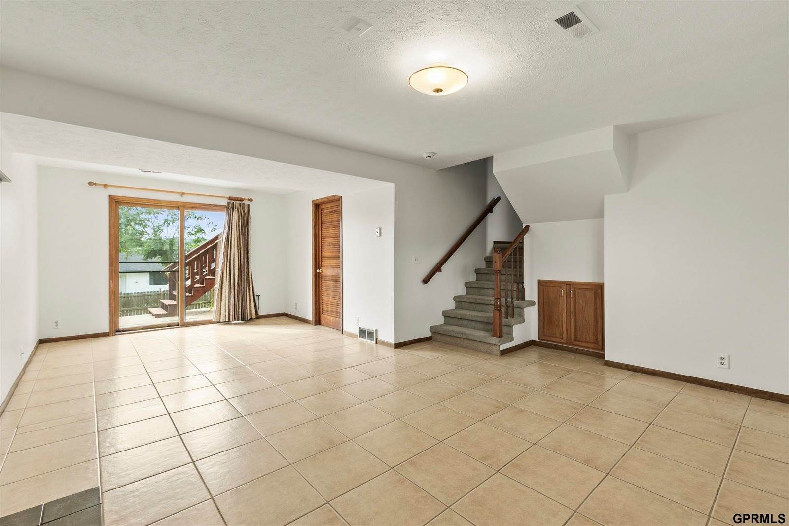 10106 South 13Th Street, Bellevue, NE 68123